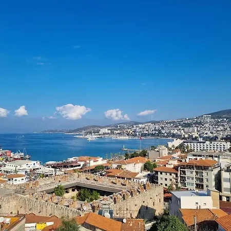 Appartement Center With View Kuşadası